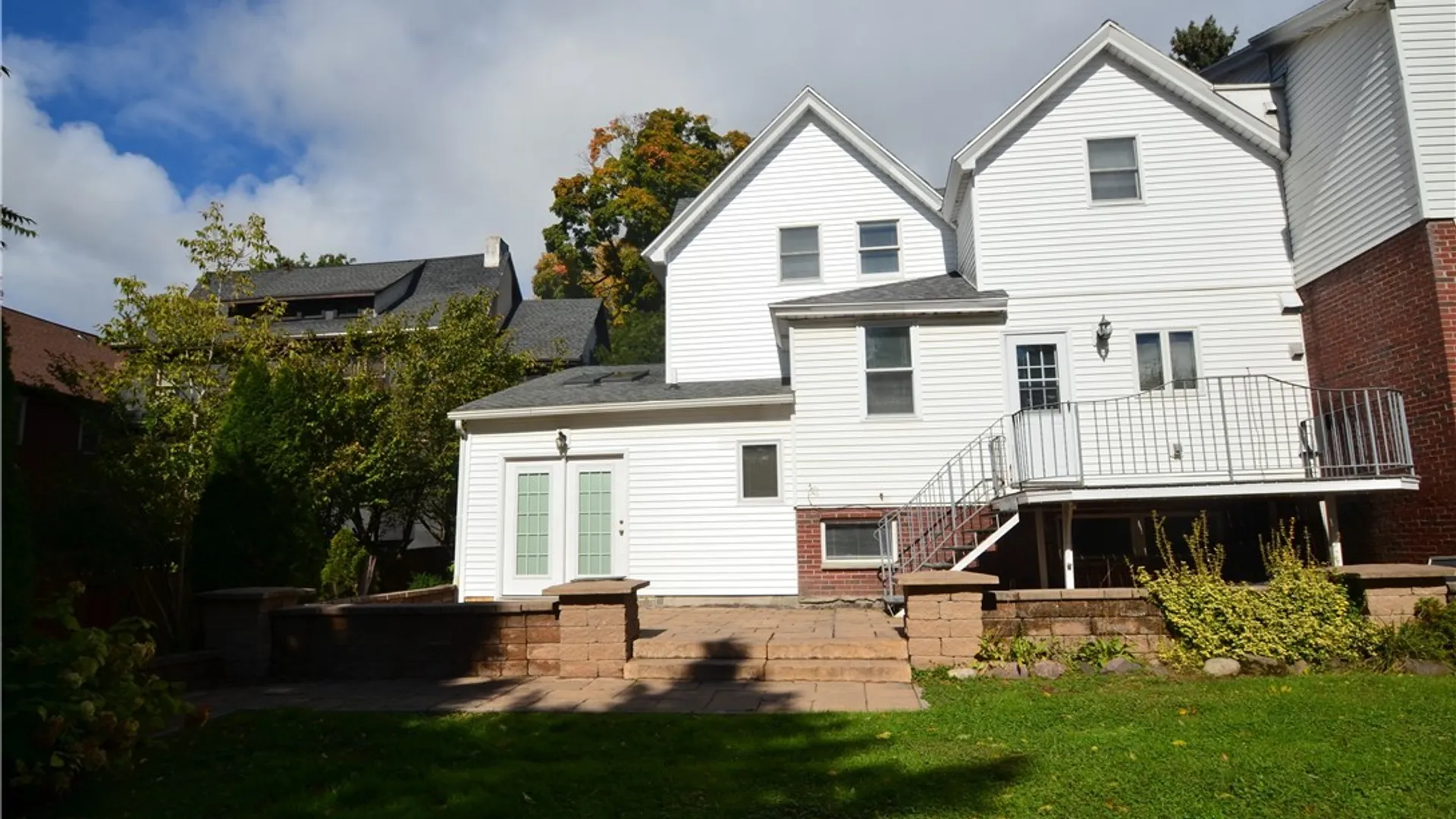 Property at 210 Lincoln Park Drive, Syracuse, NY 13203 2