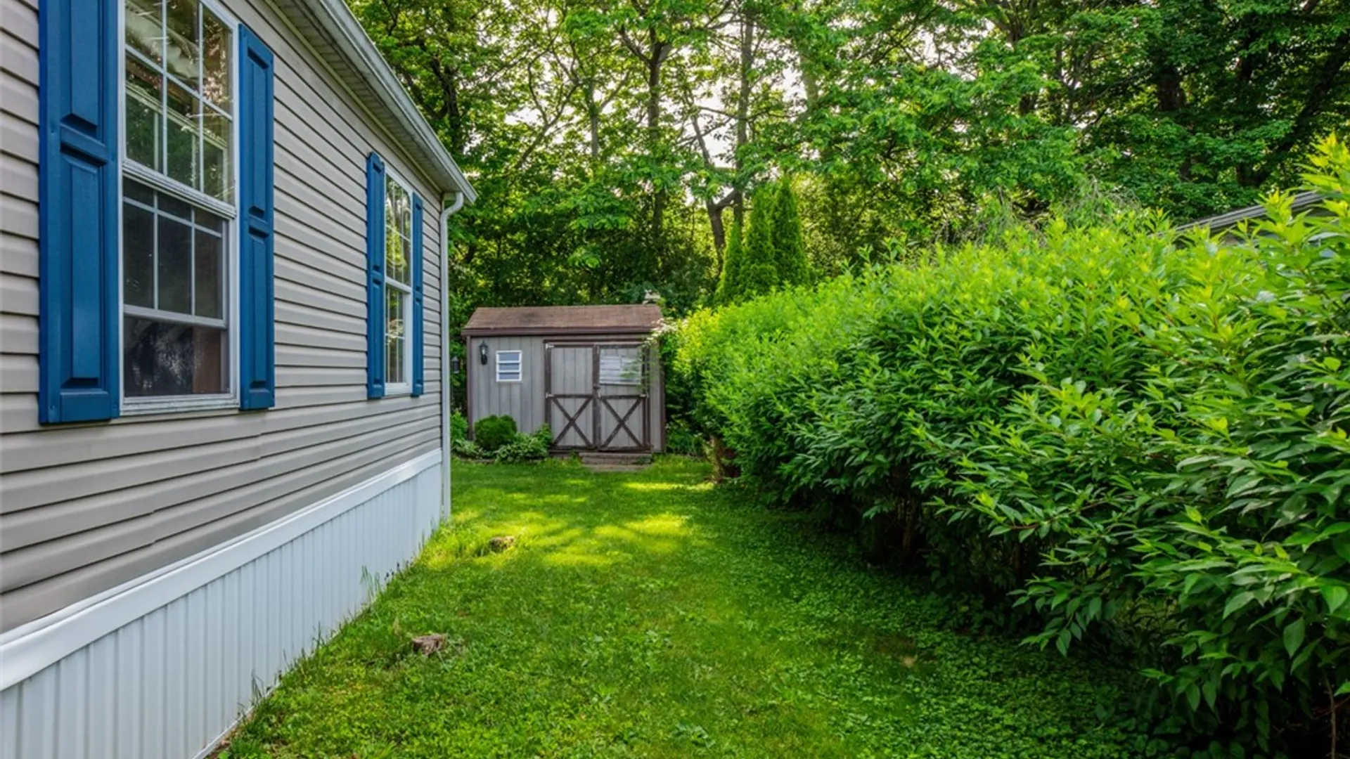 Property at 6286 Stillmeadow Way, Williamson, NY 14589 2