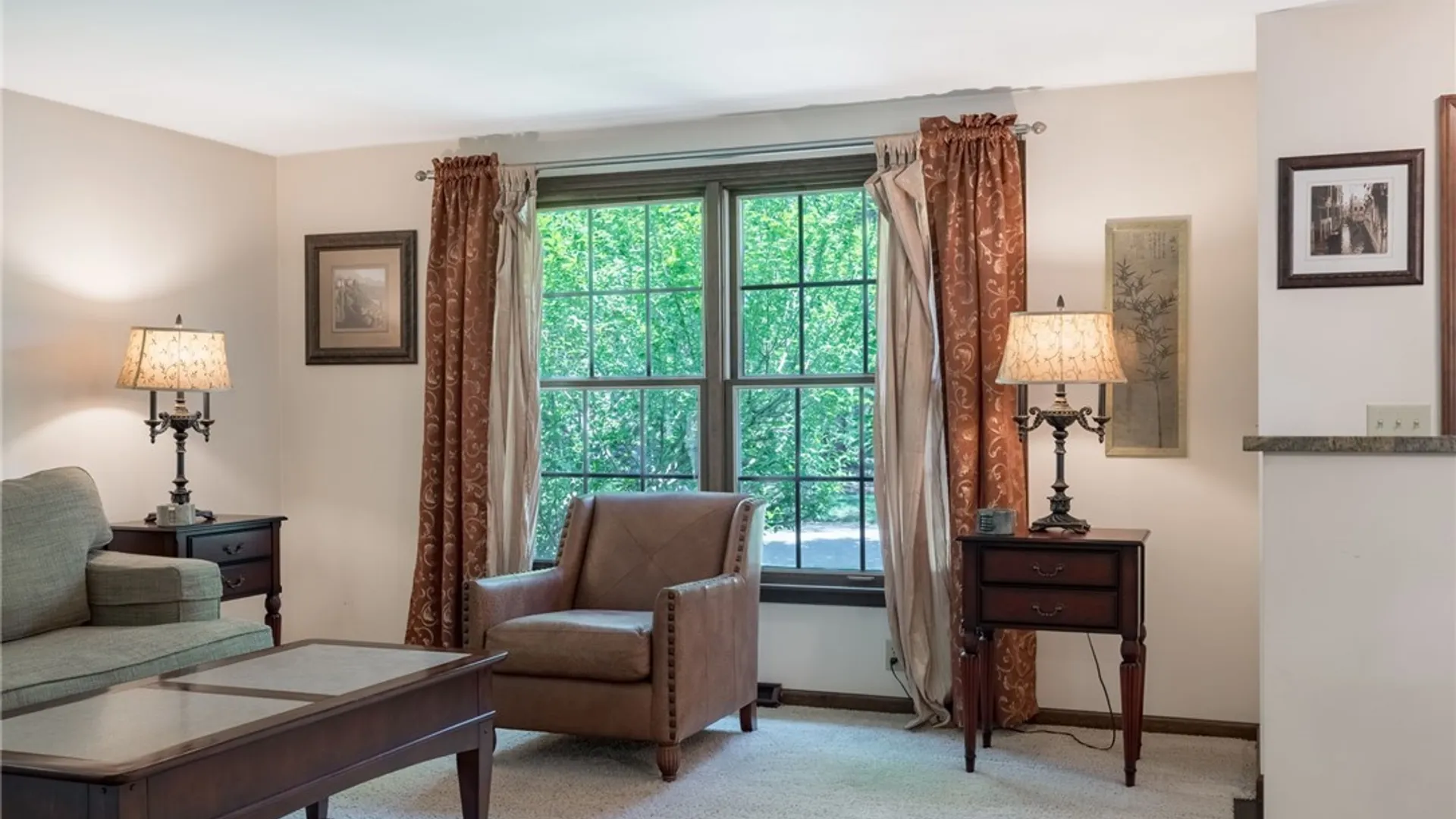 Property at 29 Haymarket Square, Amherst, NY 14051 3