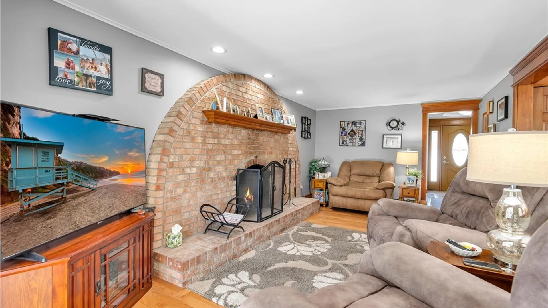 Property at 31 Carmelite Drive, West Seneca, NY 14224 19