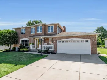 Property at 31 Carmelite Drive, West Seneca, NY 14224