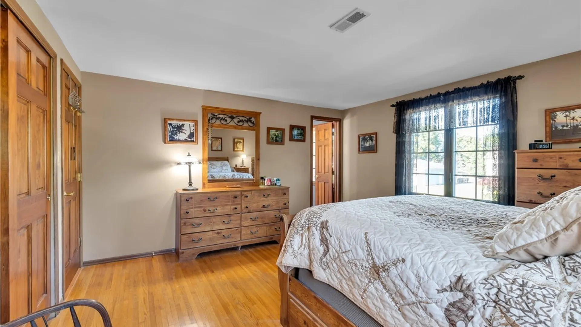 Property at 31 Carmelite Drive, West Seneca, NY 14224 28