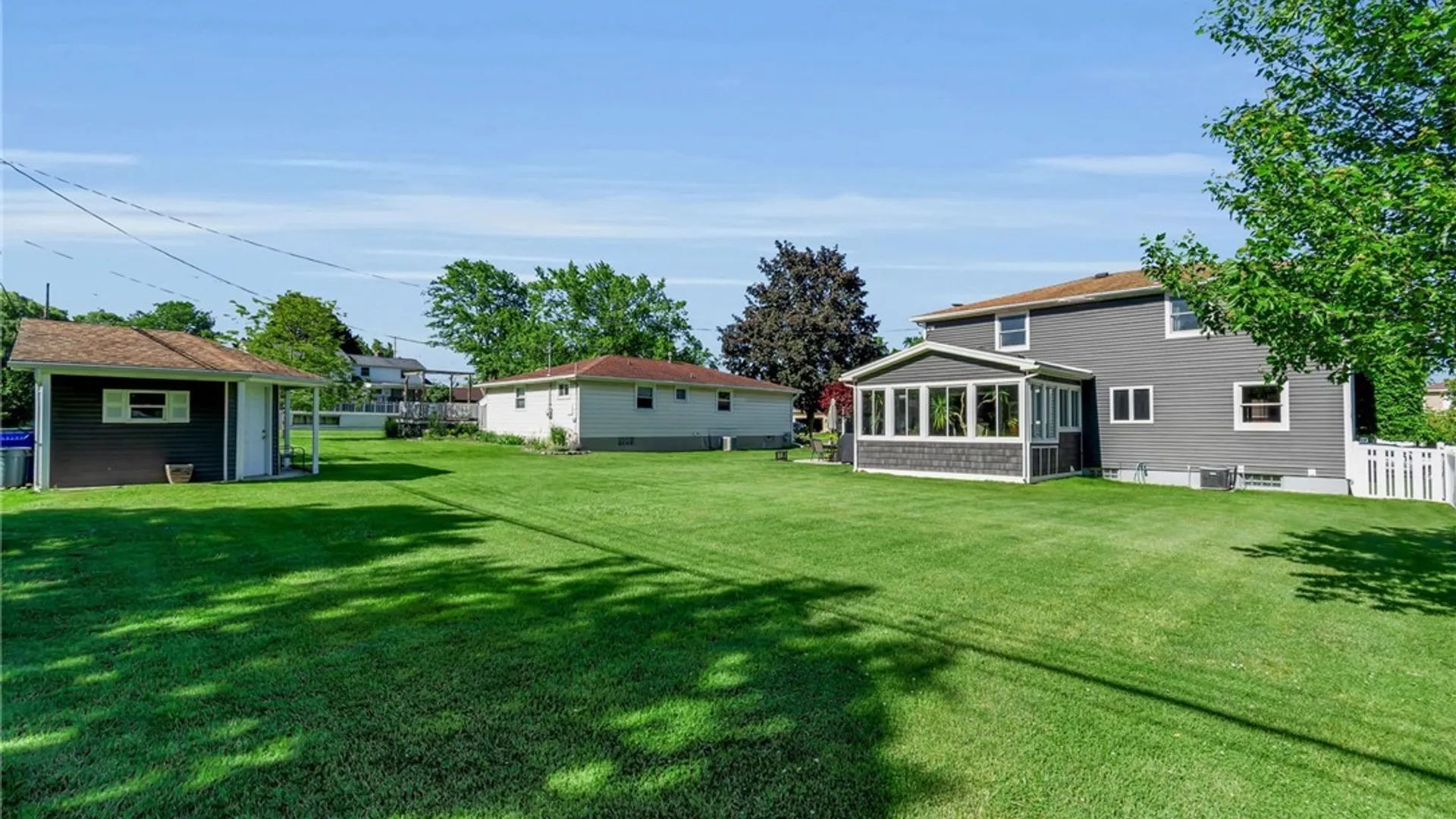 Property at 31 Carmelite Drive, West Seneca, NY 14224 48