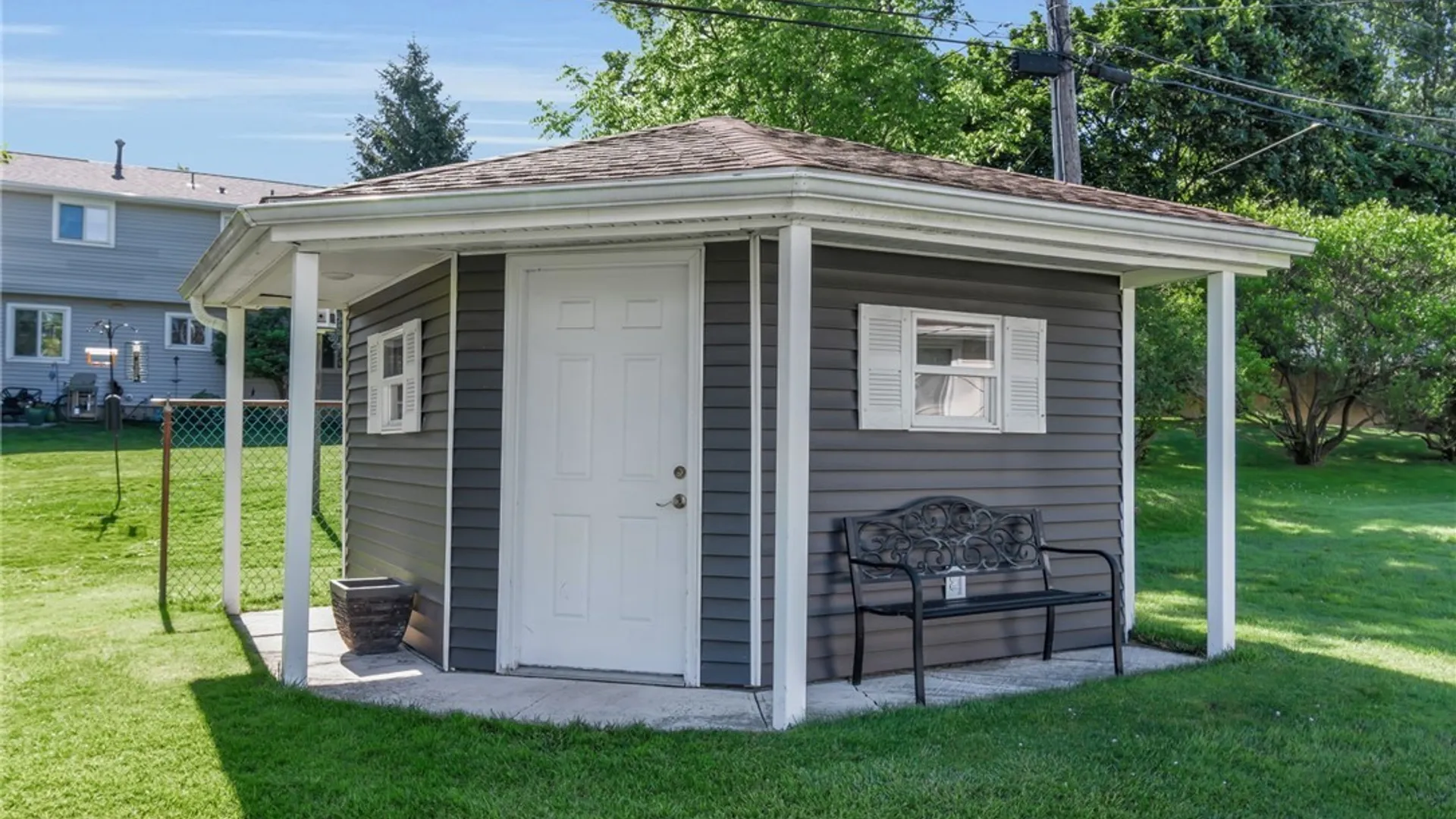 Property at 31 Carmelite Drive, West Seneca, NY 14224 49