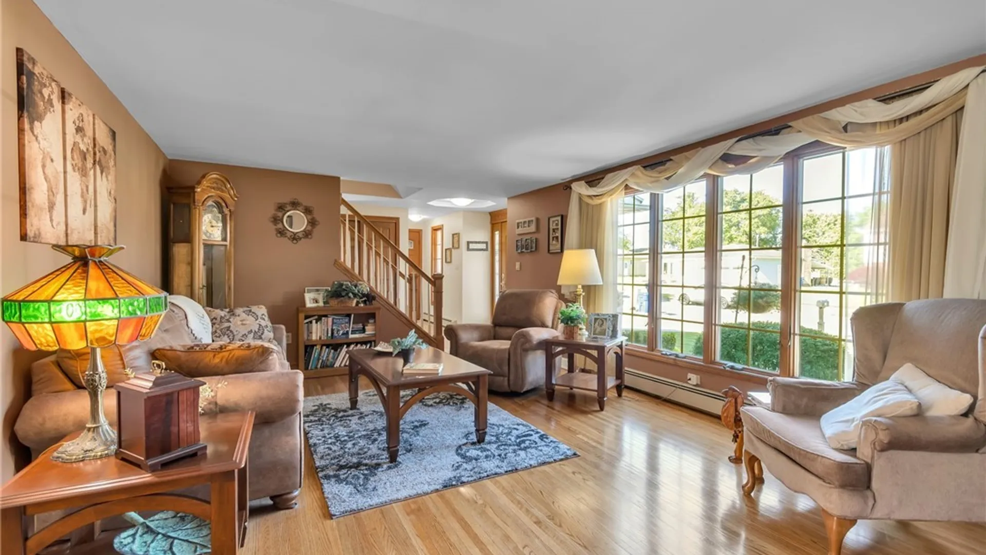 Property at 31 Carmelite Drive, West Seneca, NY 14224 8