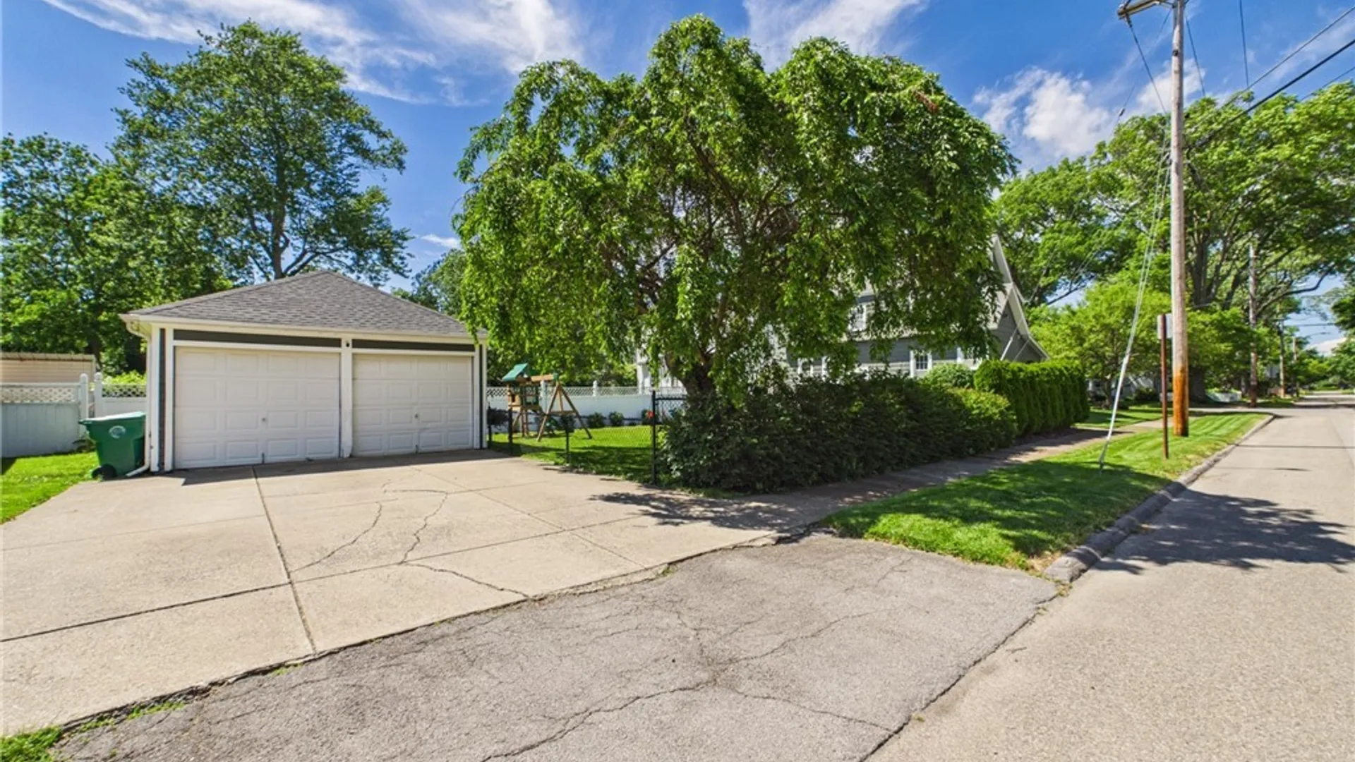 Property at 256 Highland Avenue, Hamburg, NY 14075 41