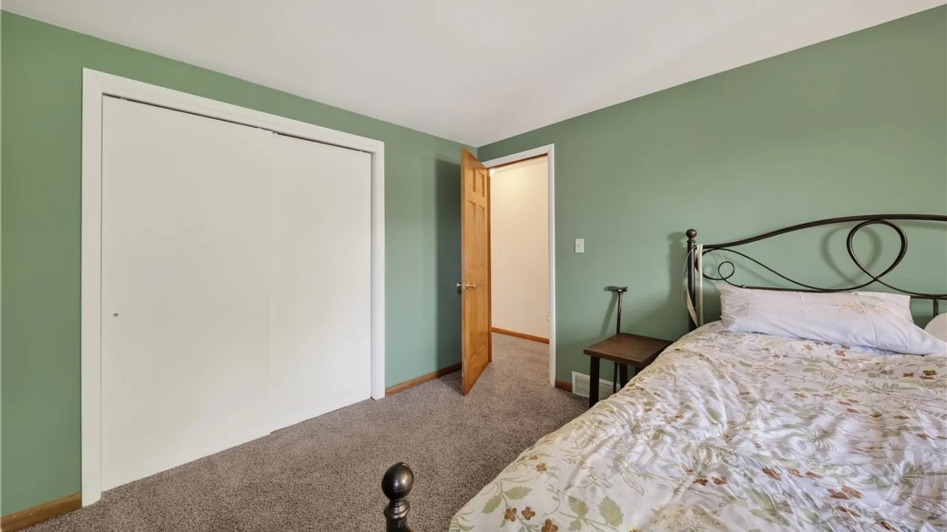 Property at 108 Richards Road, Camillus, NY 13031 20