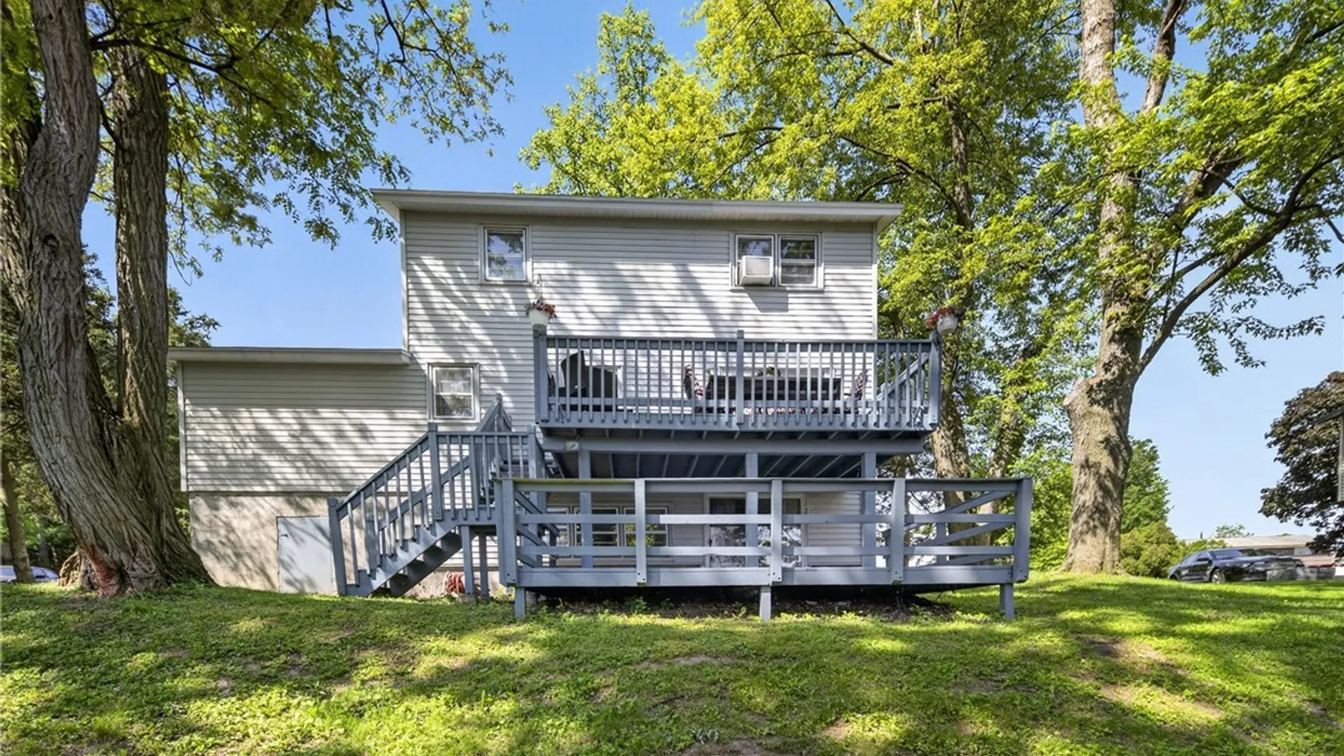 Property at 108 Richards Road, Camillus, NY 13031 36