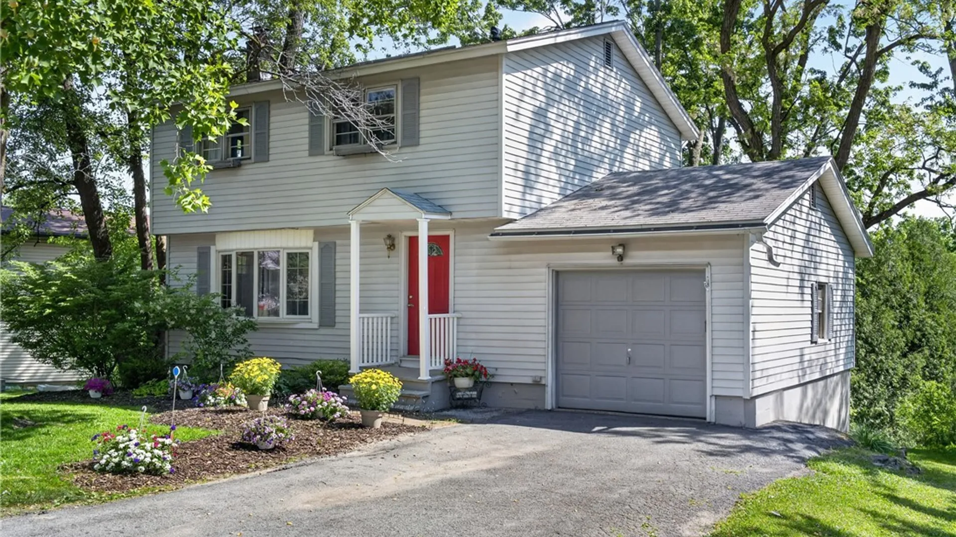 Property at 108 Richards Road, Camillus, NY 13031 5