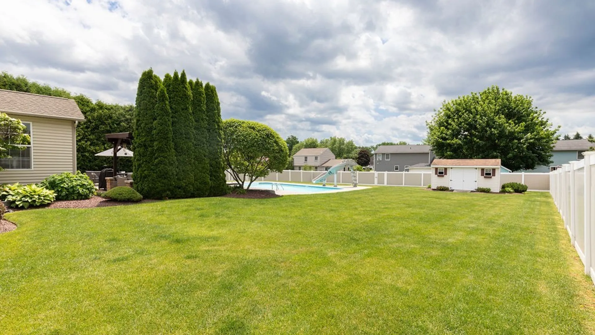 Property at 5056 Constitution Lane, Salina, NY 13088 46