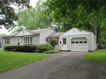 Property at 8 Pinecrest Road, New Hartford, NY 13413
