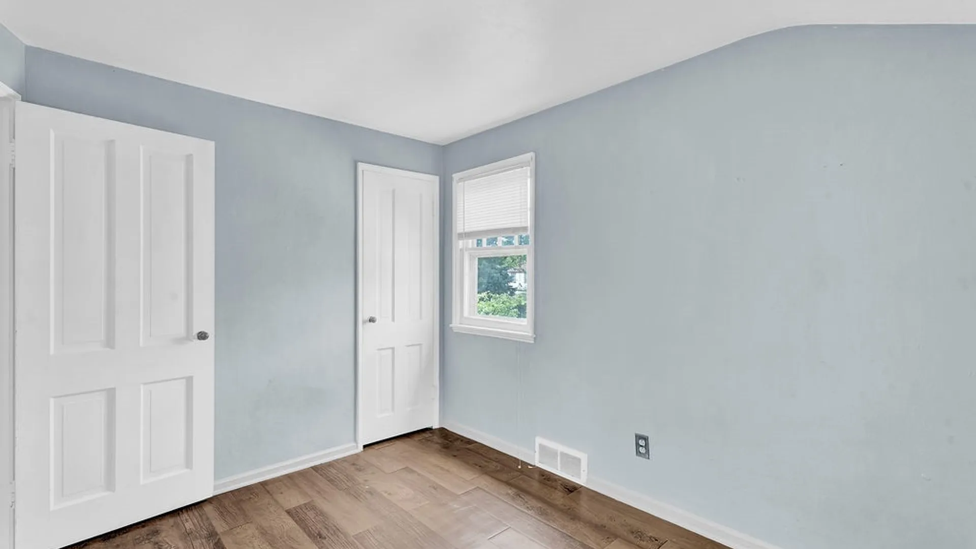 Property at 145 Kenview Avenue, Tonawanda, NY 14217 12