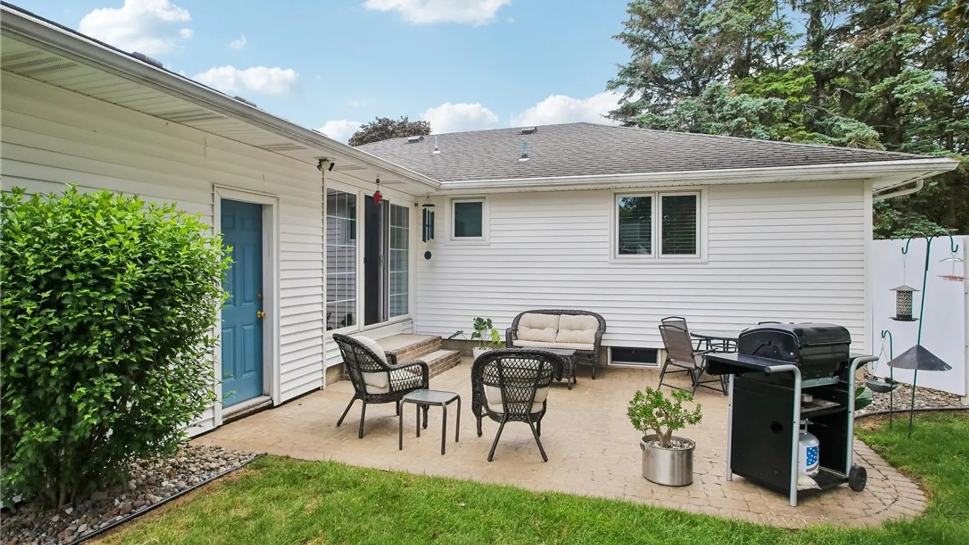 Property at 69 Plaza Drive, Irondequoit, NY 14617 23