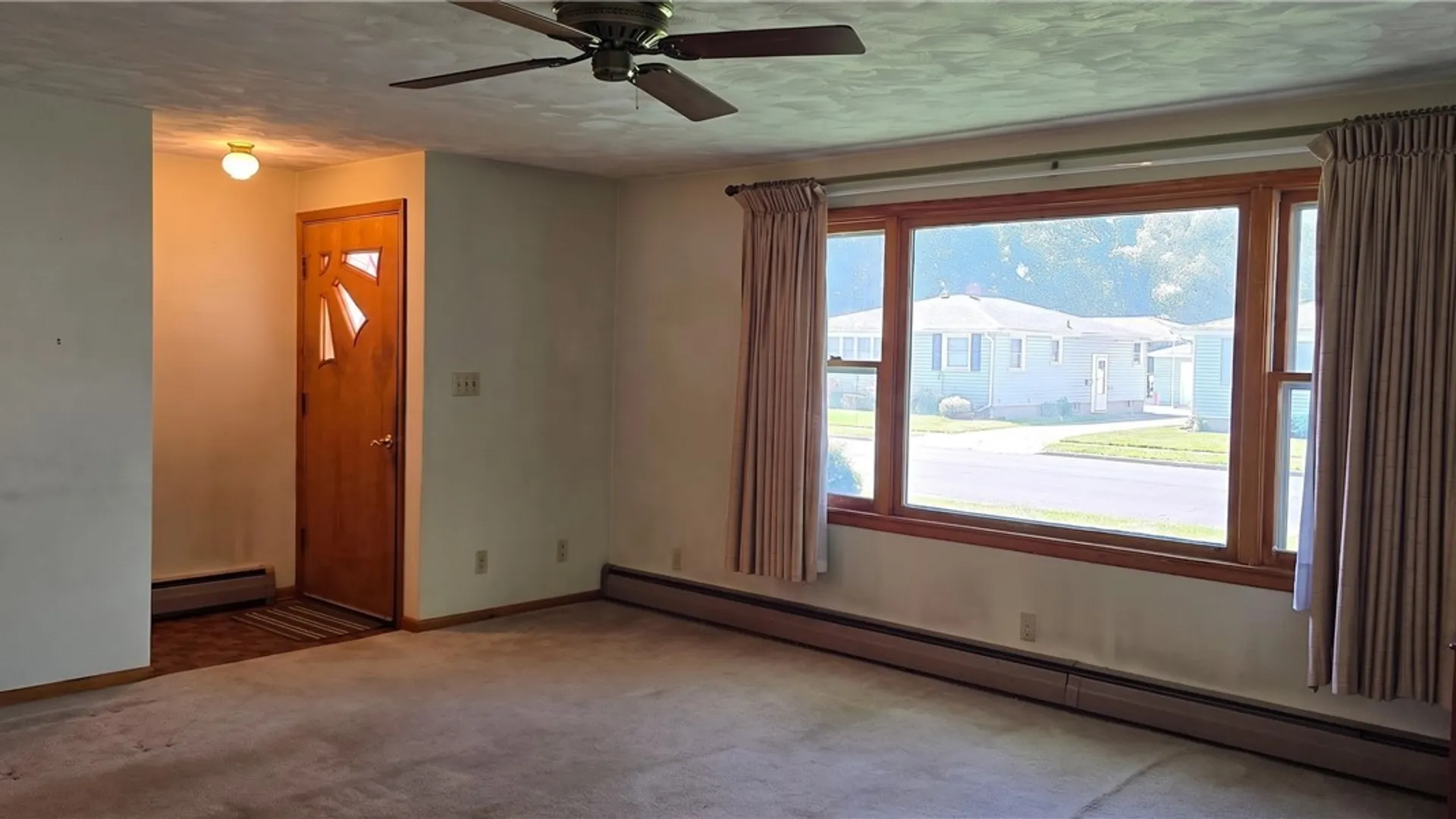 Property at 343 Summit Boulevard, North Tonawanda, NY 14120 10