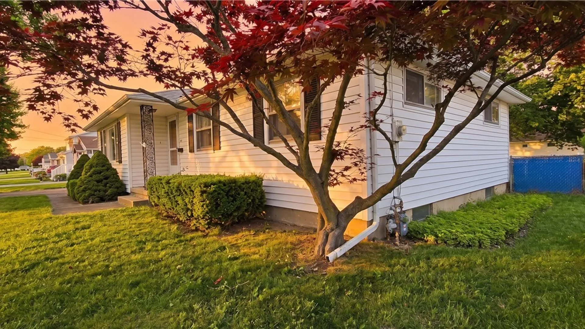 Property at 343 Summit Boulevard, North Tonawanda, NY 14120 5