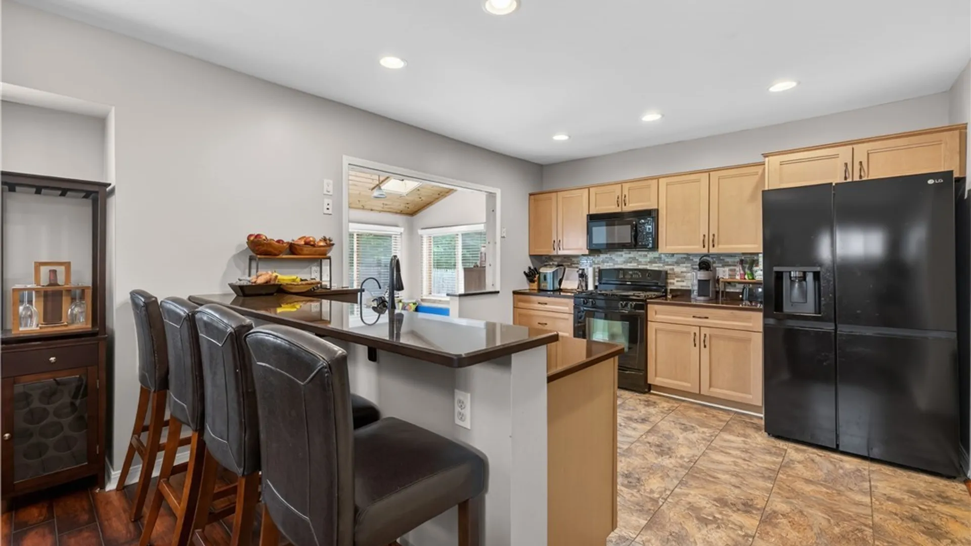 Property at 785 Crescent Avenue, Buffalo, NY 14216 12
