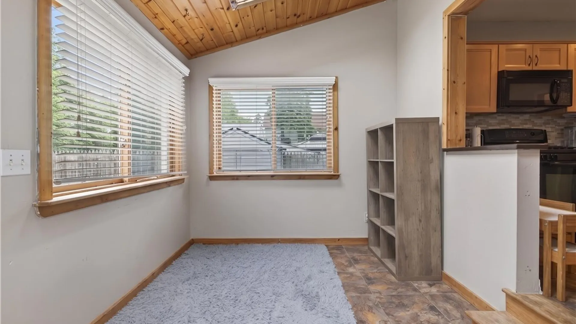 Property at 785 Crescent Avenue, Buffalo, NY 14216 18