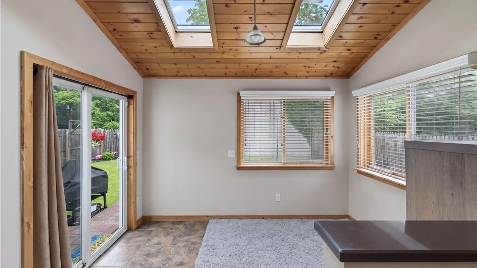 Property at 785 Crescent Avenue, Buffalo, NY 14216 19