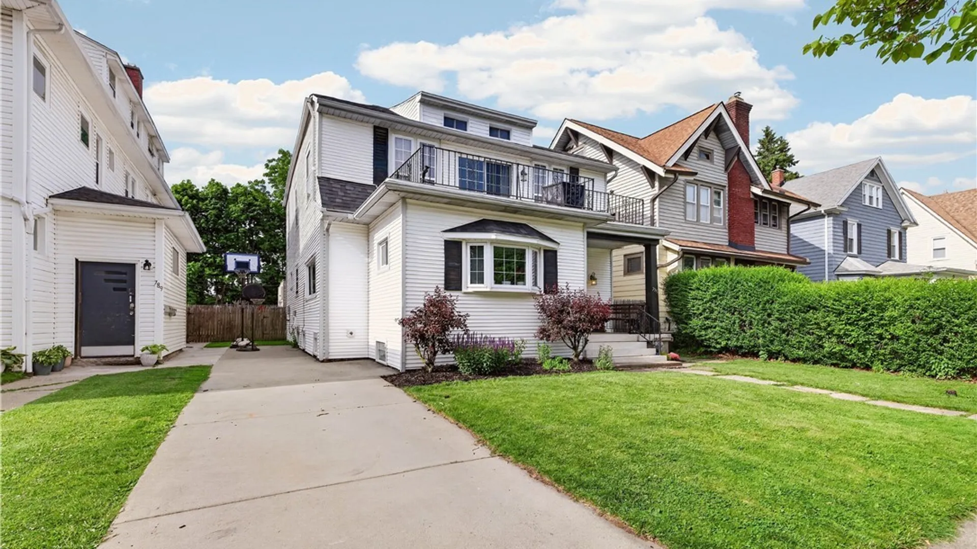 Property at 785 Crescent Avenue, Buffalo, NY 14216 3