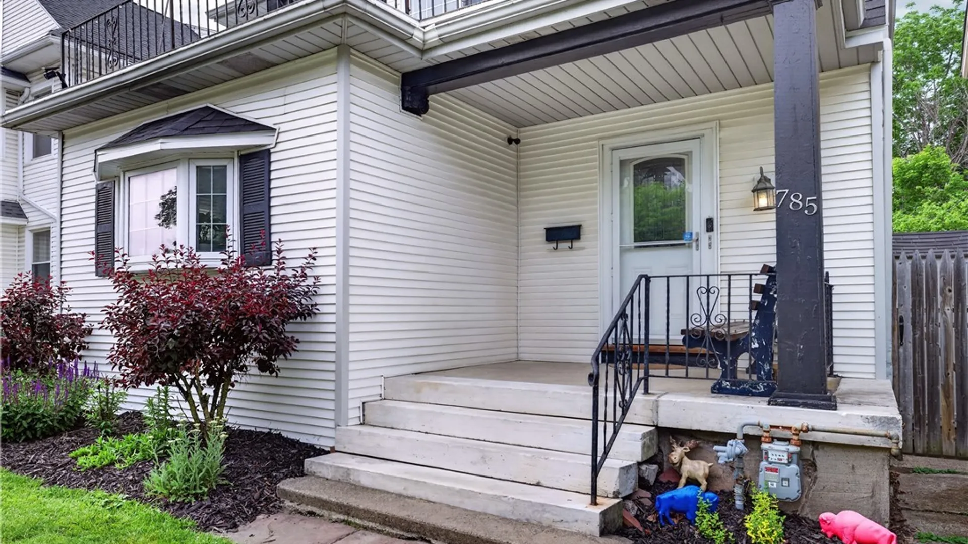 Property at 785 Crescent Avenue, Buffalo, NY 14216 4
