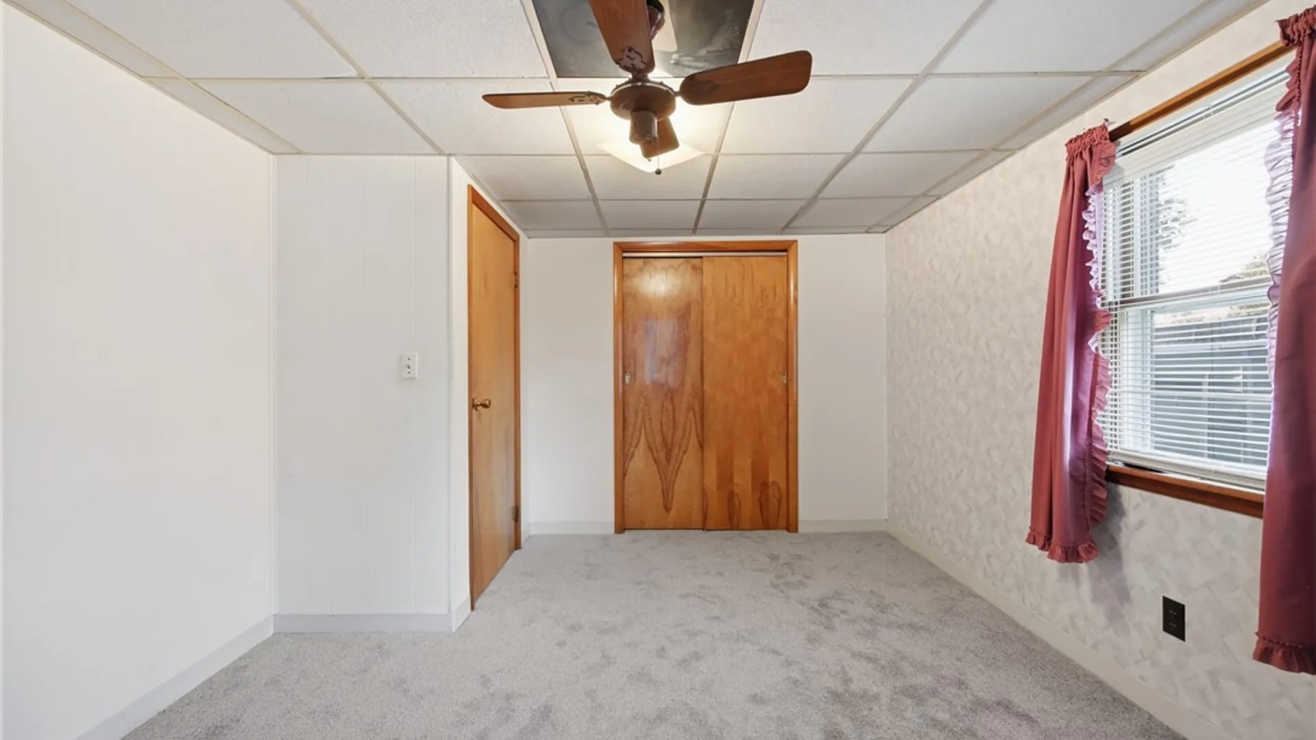 Property at 2535 River Road, Wheatfield, NY 14304 24