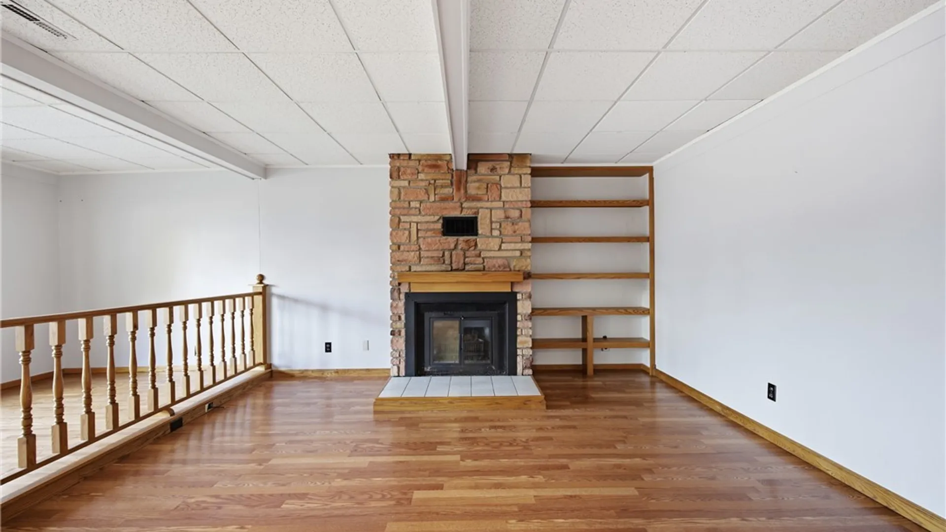 Property at 2535 River Road, Wheatfield, NY 14304 9
