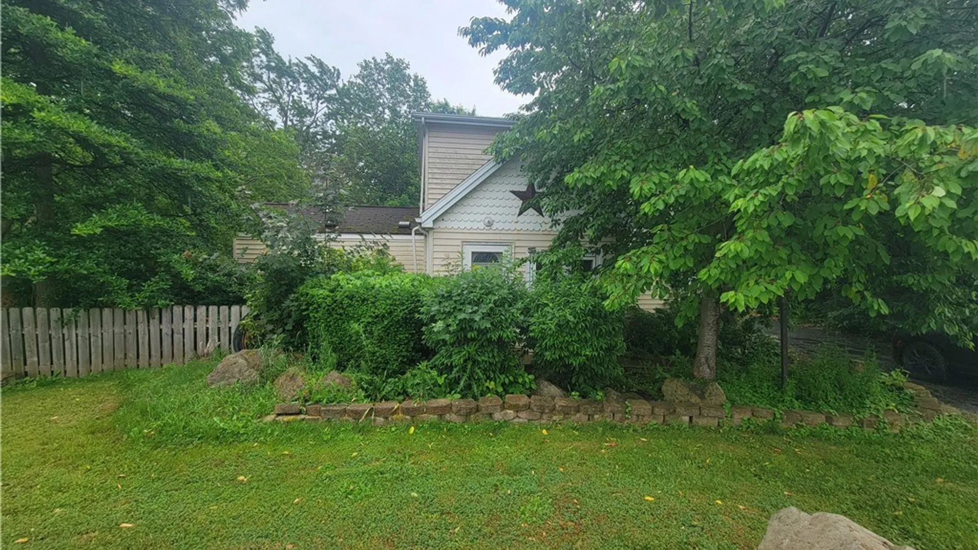 Property at 5074 Lower Mountain Road, Cambria, NY 14094 2