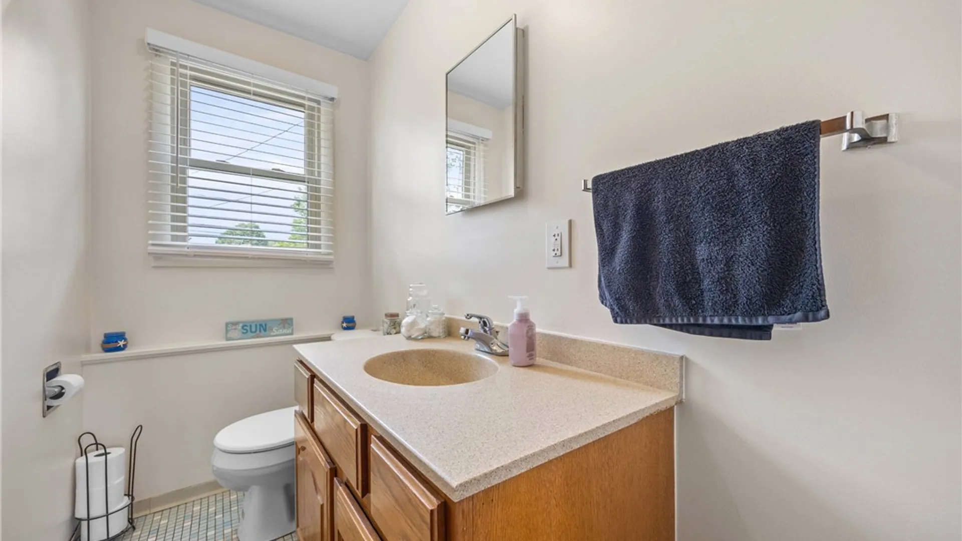 Property at 744 English Road, Greece, NY 14616 20