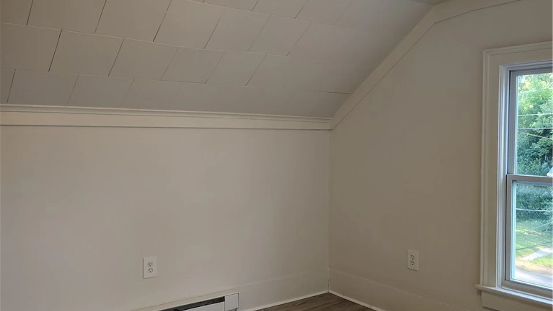 Property at 142 Warrington Road West, Syracuse, NY 13205 16