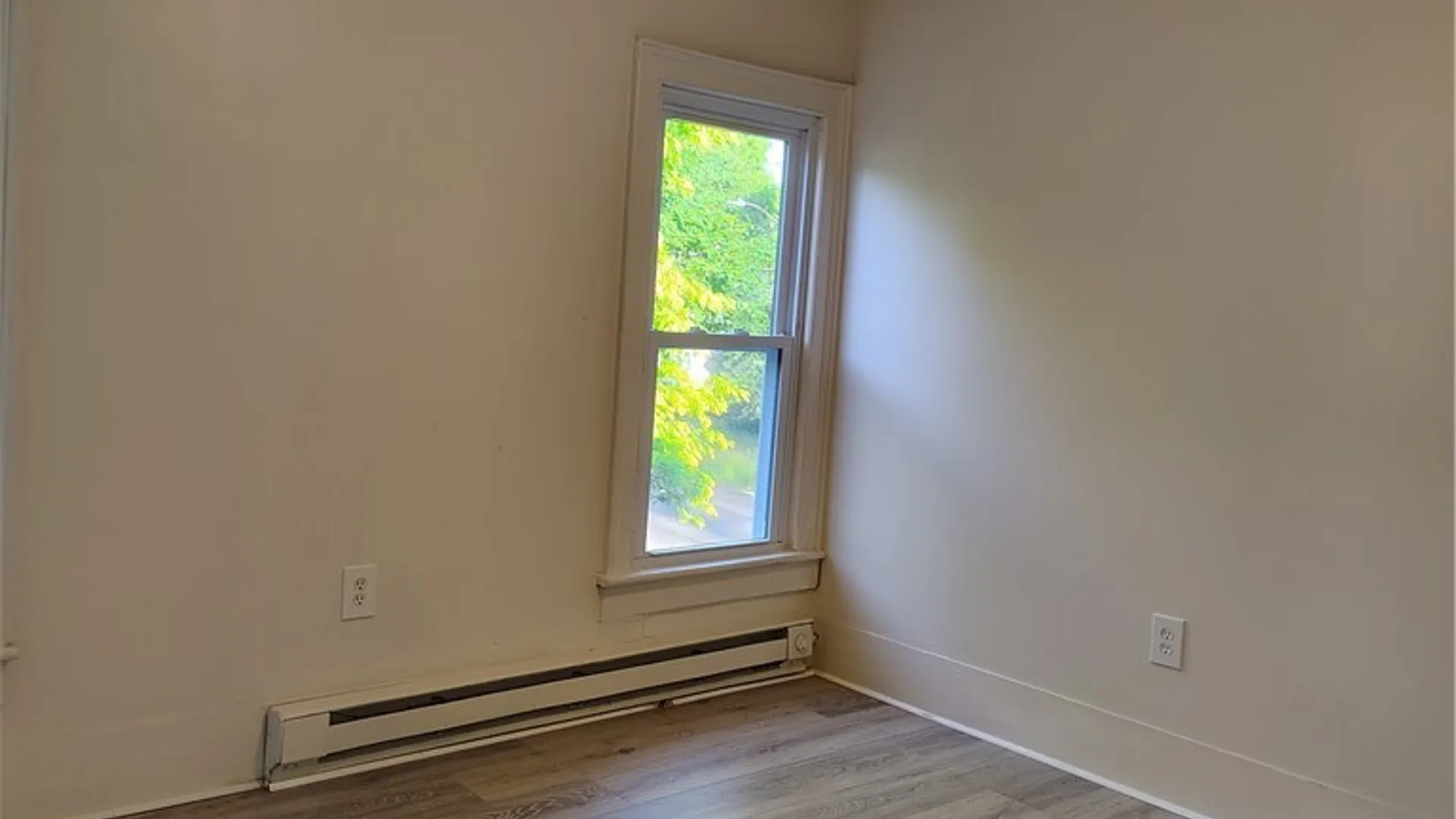 Property at 142 Warrington Road West, Syracuse, NY 13205 22