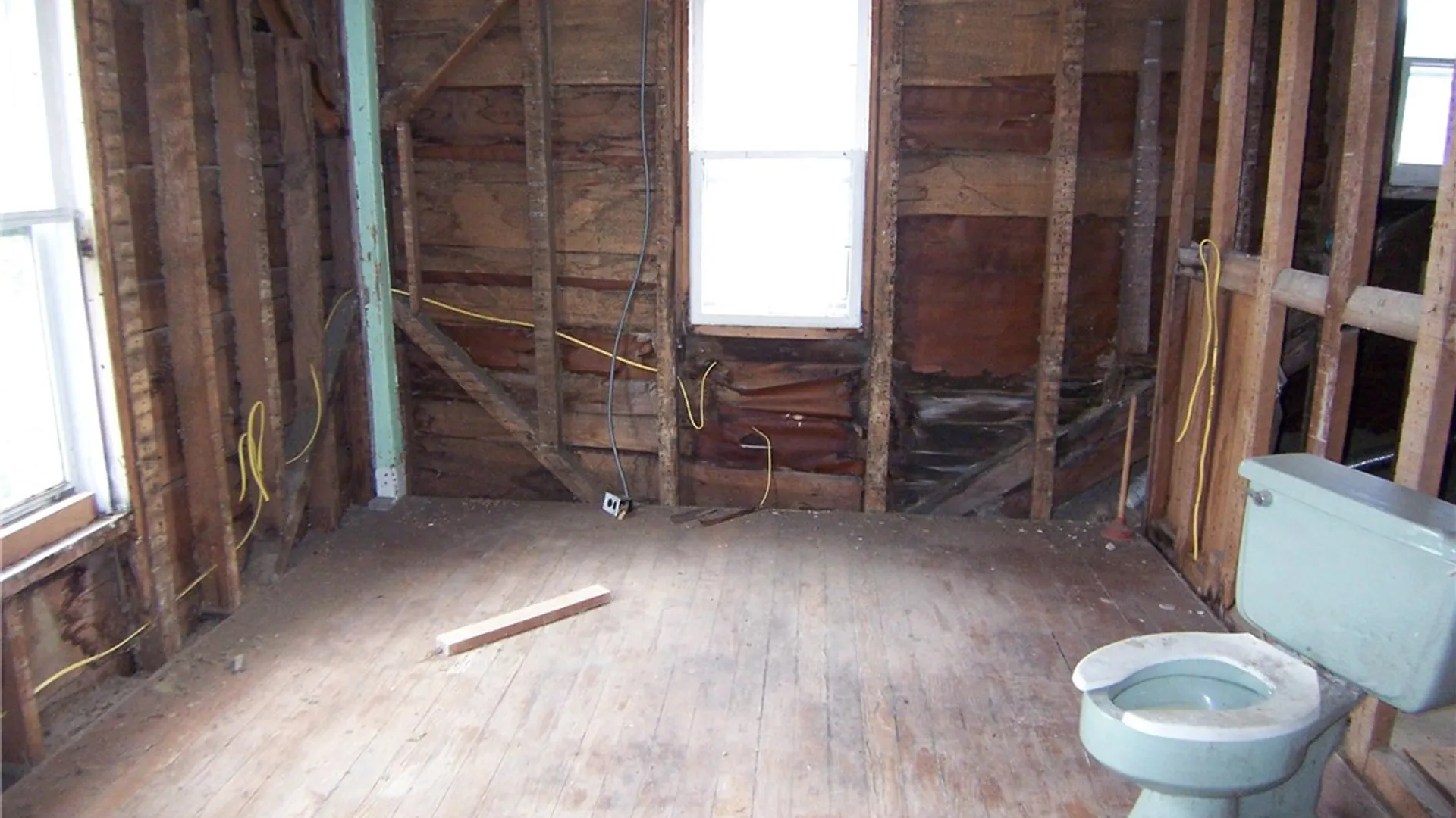 Property at 117 W Main St, Palmyra, NY 14522 25