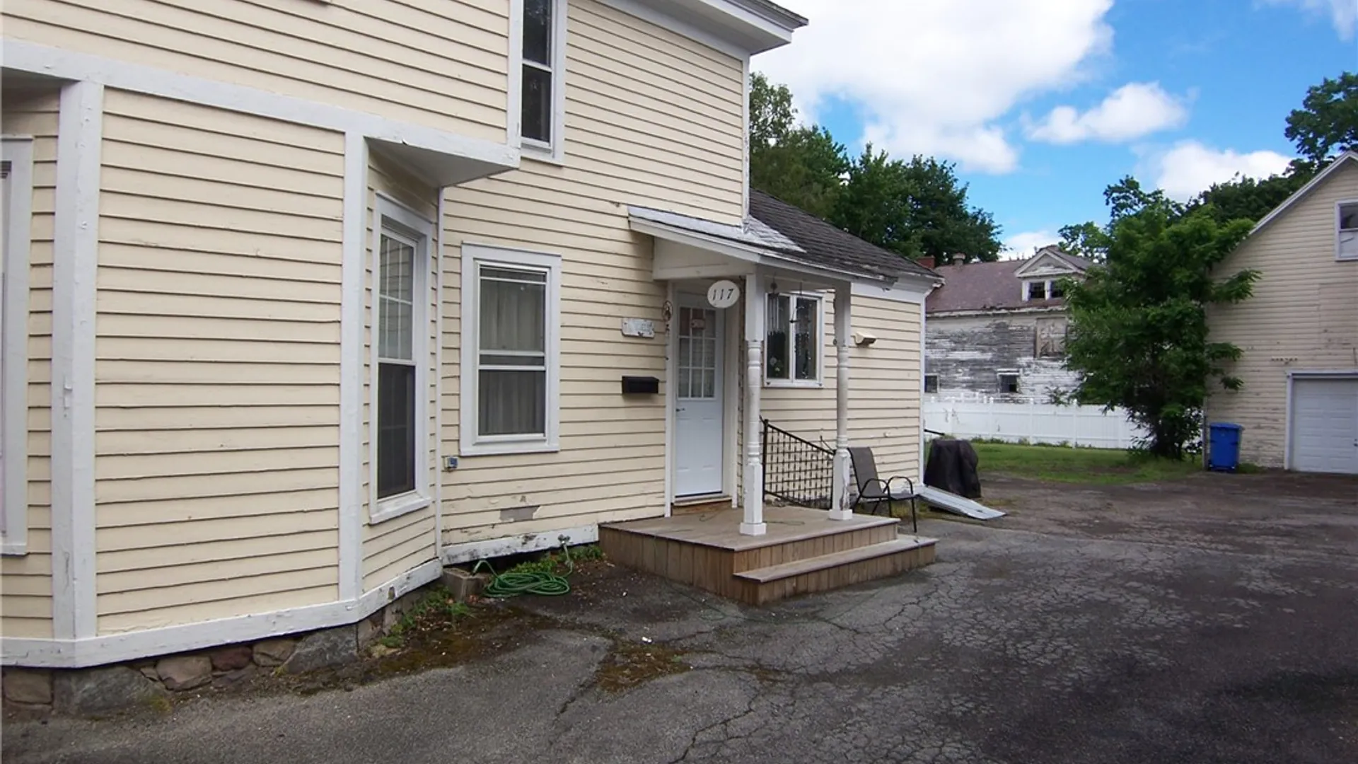 Property at 117 W Main St, Palmyra, NY 14522 3