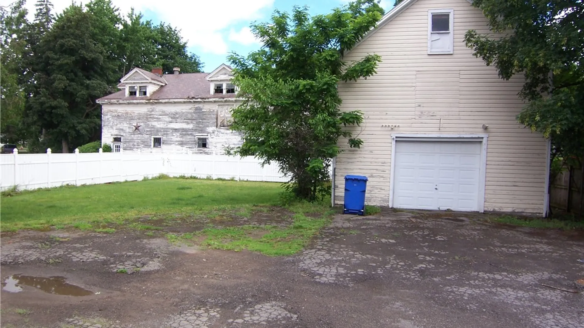 Property at 117 W Main St, Palmyra, NY 14522 4