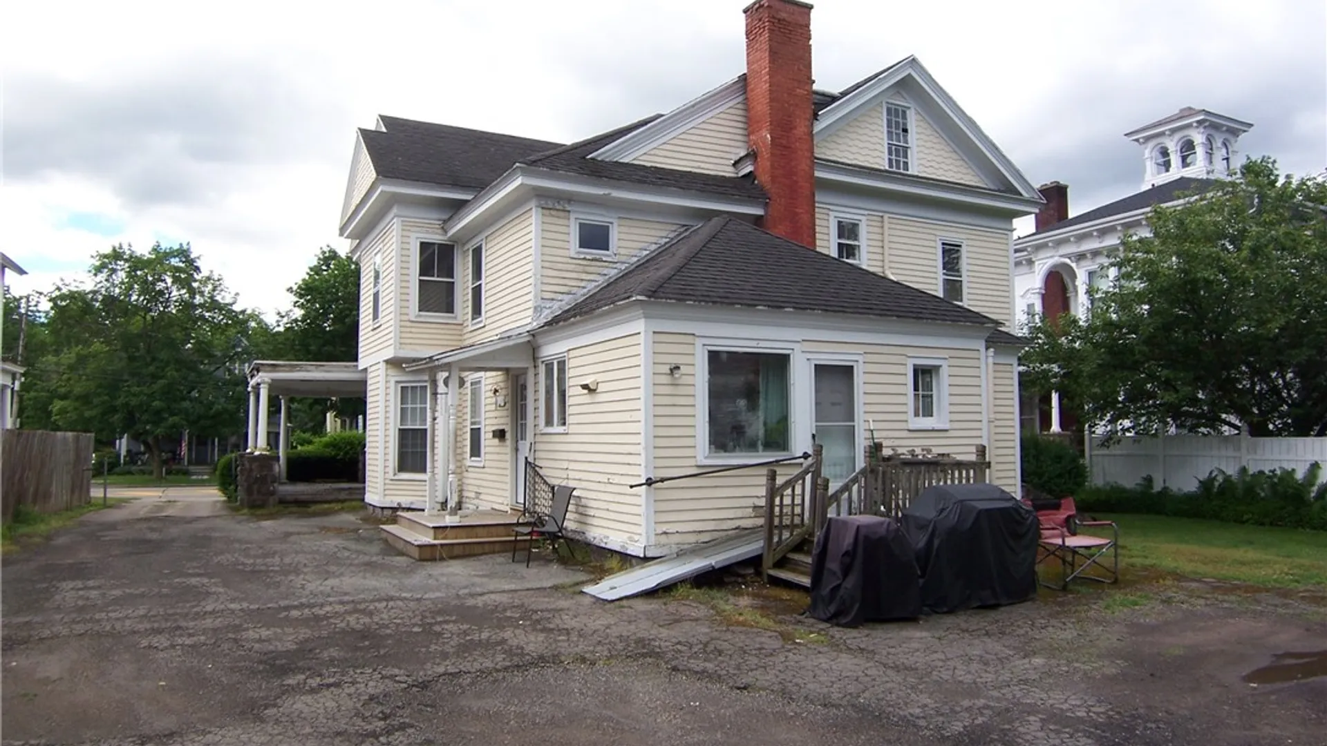 Property at 117 W Main St, Palmyra, NY 14522 5
