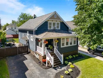 Property at 30 Kirkwood Drive, West Seneca, NY 14224