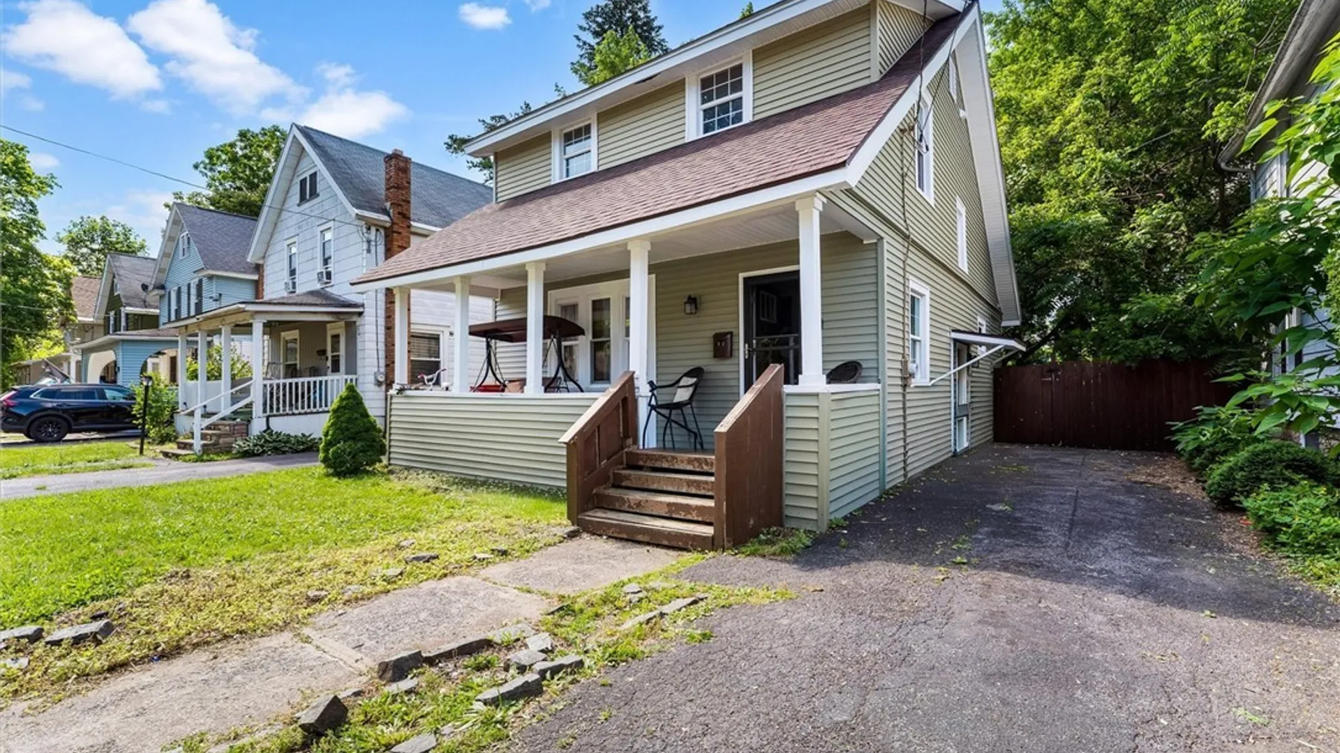 Property at 122 Cortland Place, Syracuse, NY 13207 2