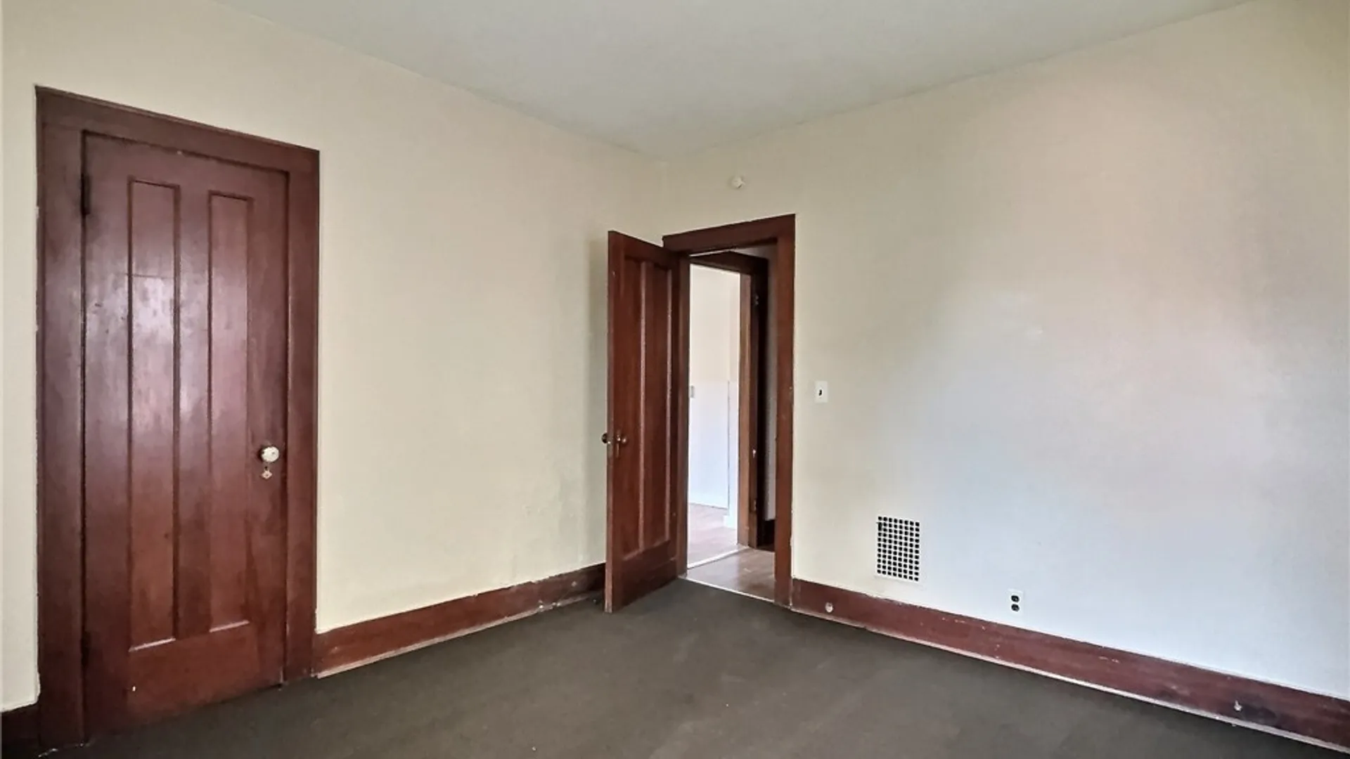 Property at 190 Weaver Street, Rochester, NY 14621 13