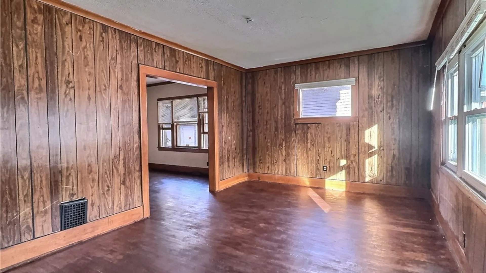Property at 190 Weaver Street, Rochester, NY 14621 4