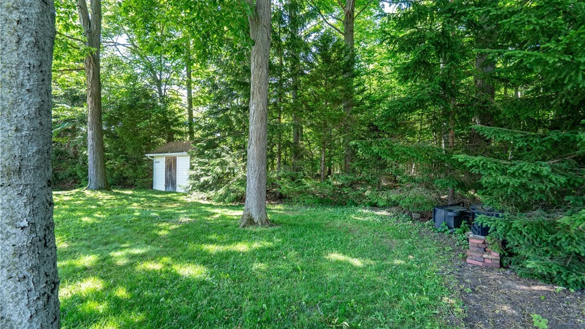 Property at 3922 N Hampton Brook Drive, Hamburg, NY 14075 30