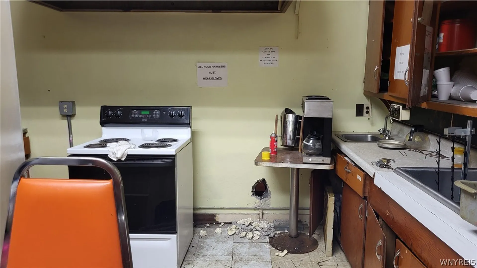 Property at 25 Review Place, Buffalo, NY 14207 16