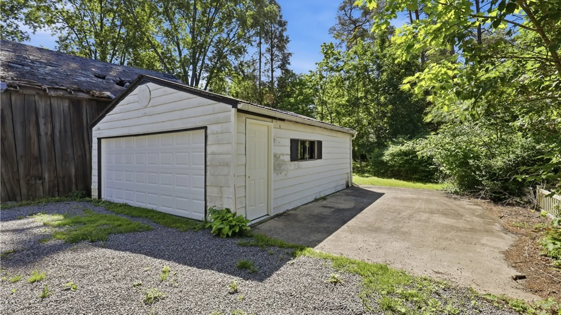 Property at 105 Garfield Street, Holland, NY 14080 50
