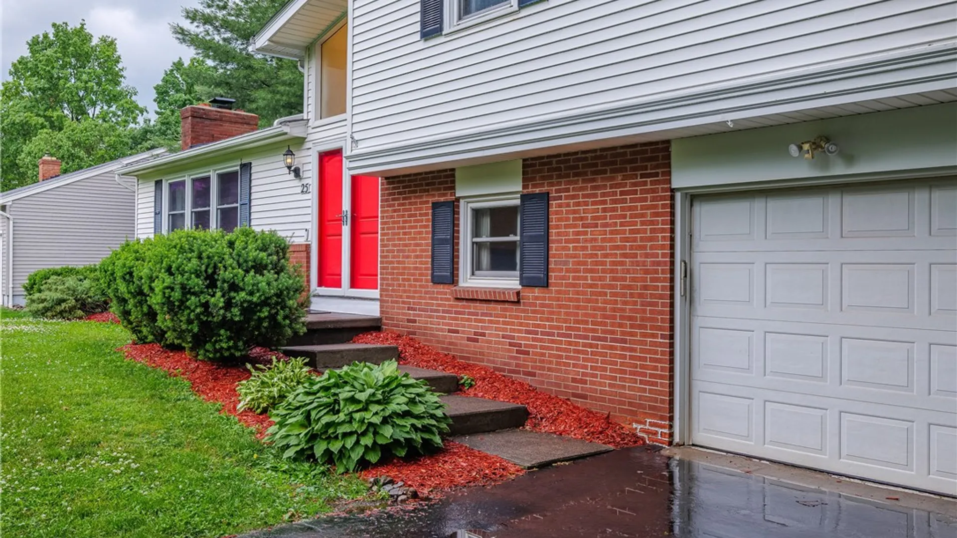 Property at 25 Redwood Drive, Penfield, NY 14526 3