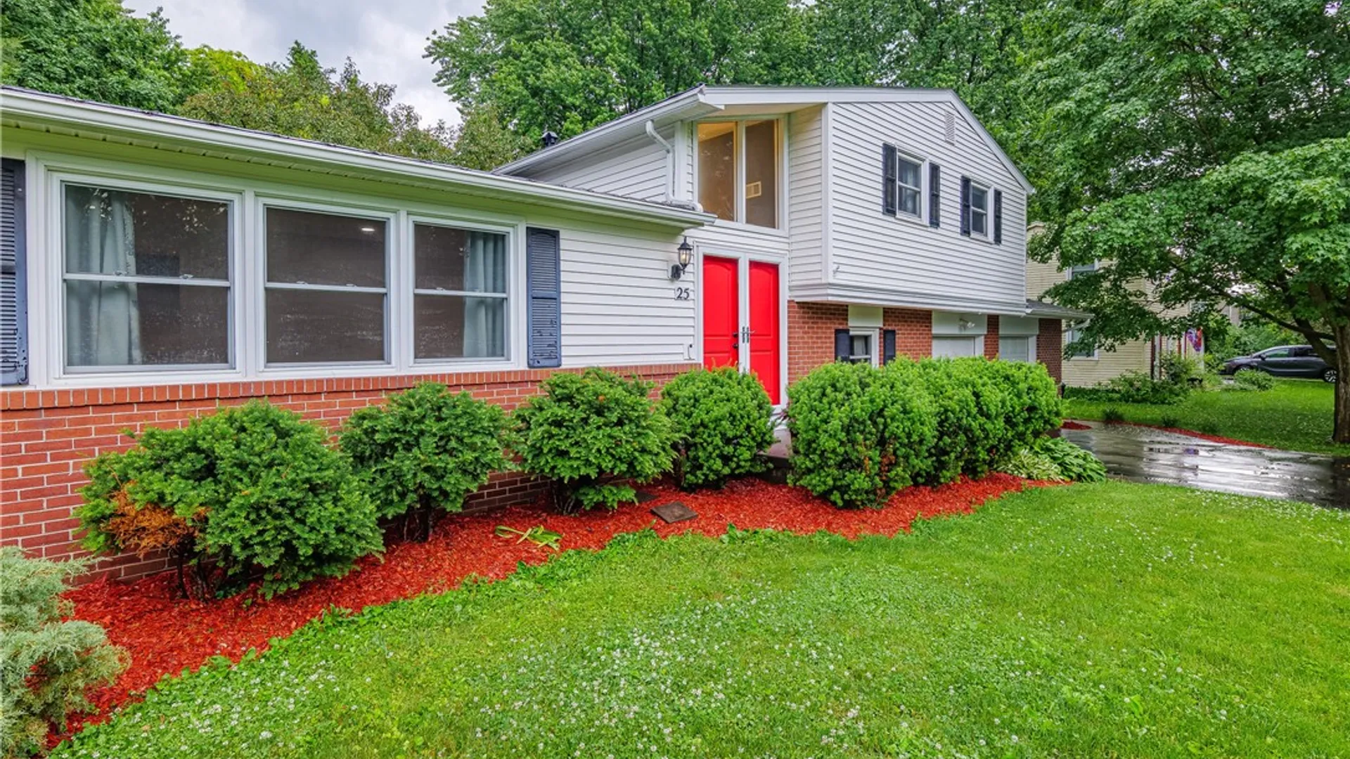 Property at 25 Redwood Drive, Penfield, NY 14526 4