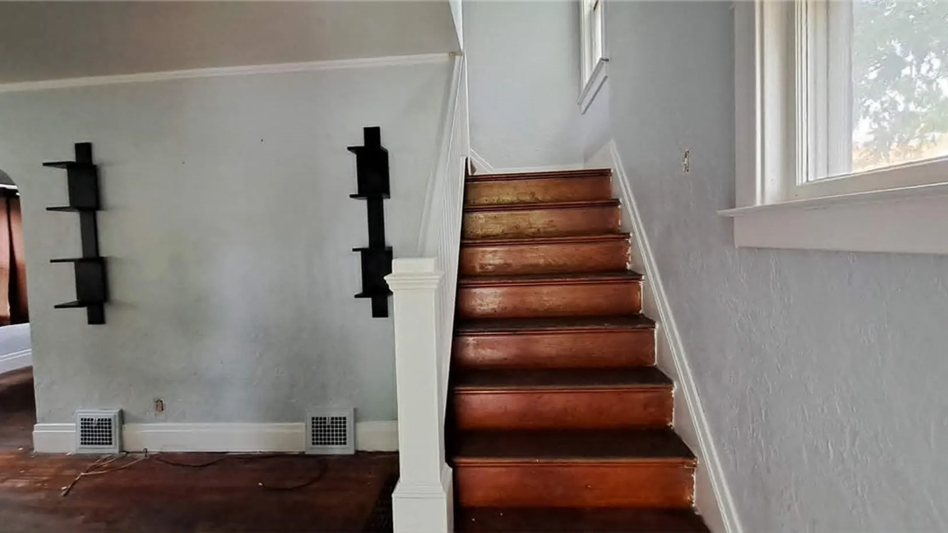 Property at 2498 Linwood Avenue, Niagara Falls, NY 14305 12