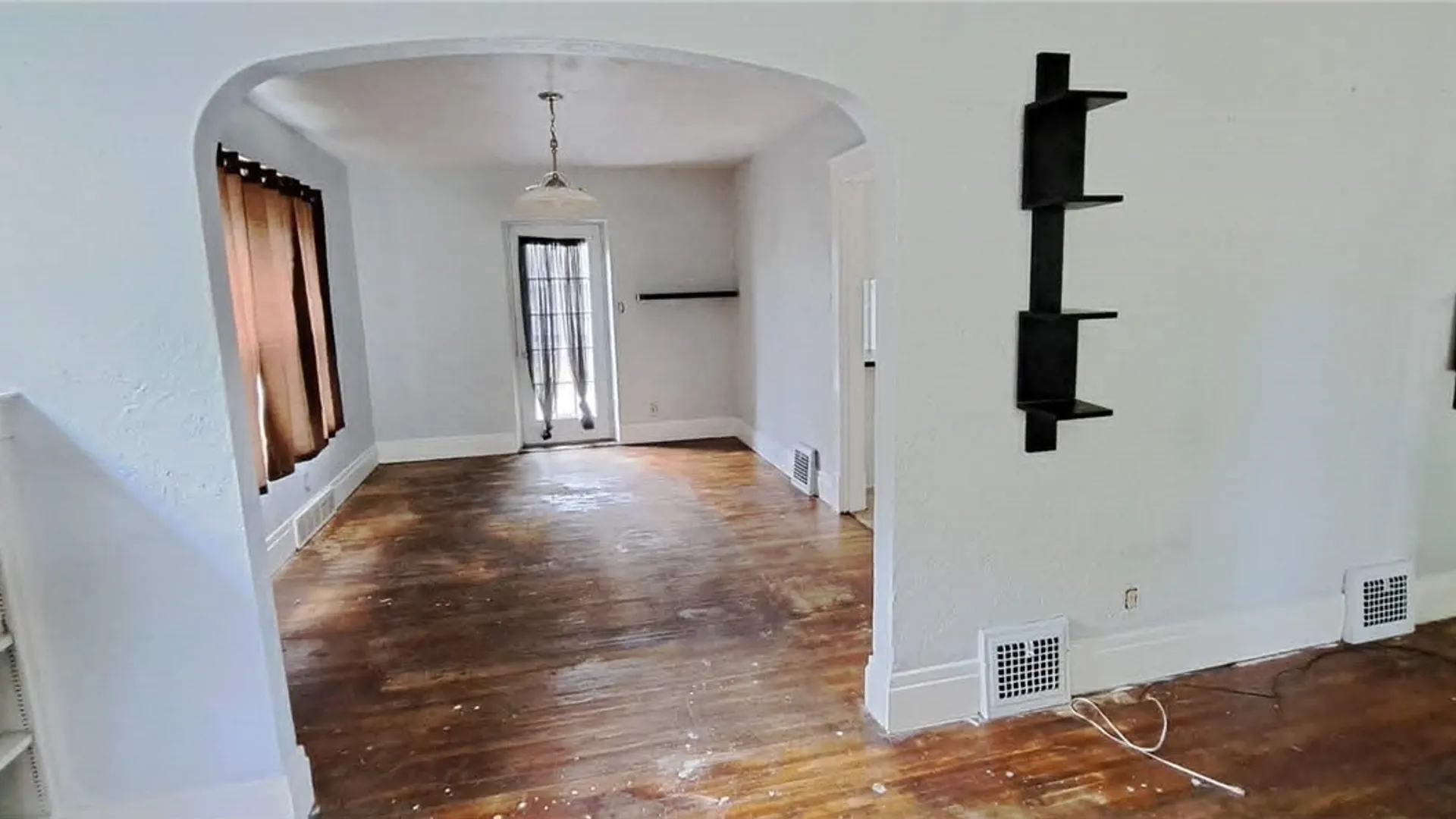 Property at 2498 Linwood Avenue, Niagara Falls, NY 14305 9