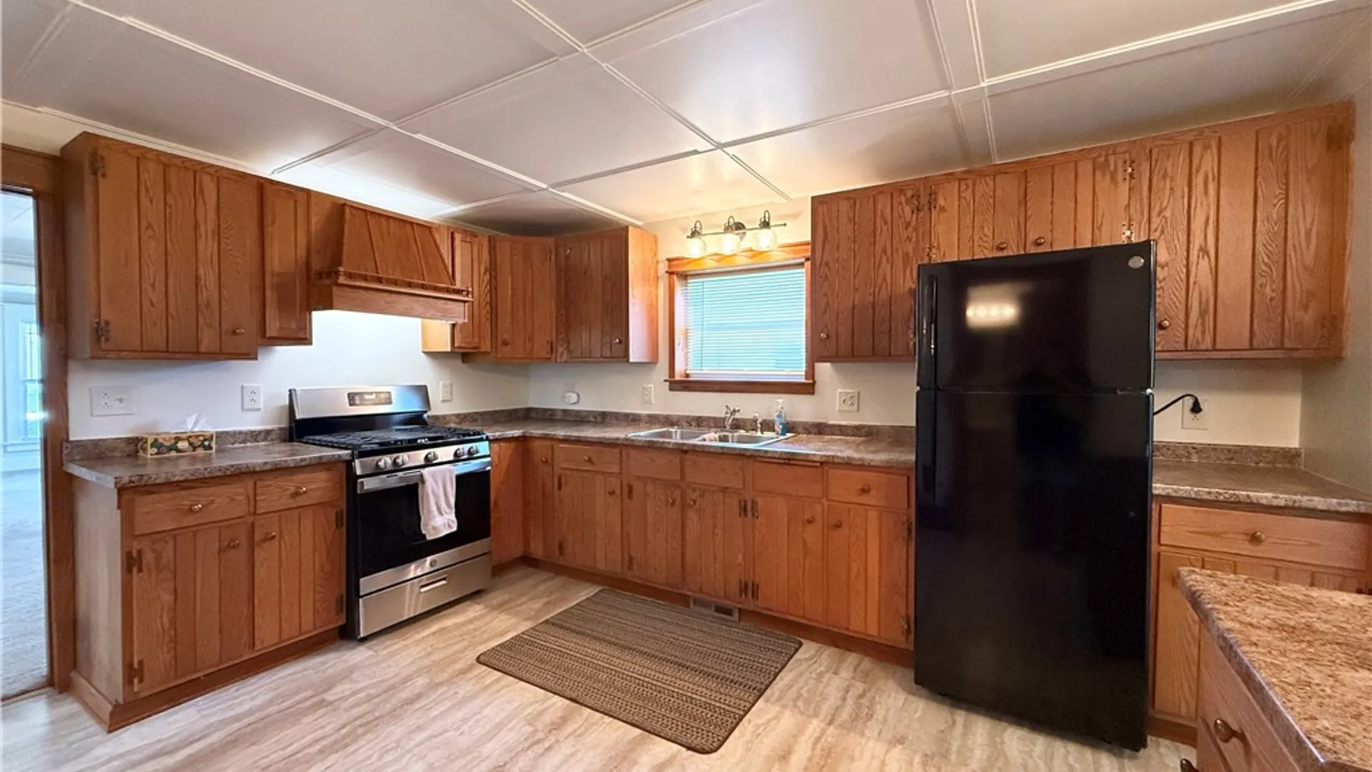 Property at 137 Rockland Avenue, Bradford City, PA 16701 8