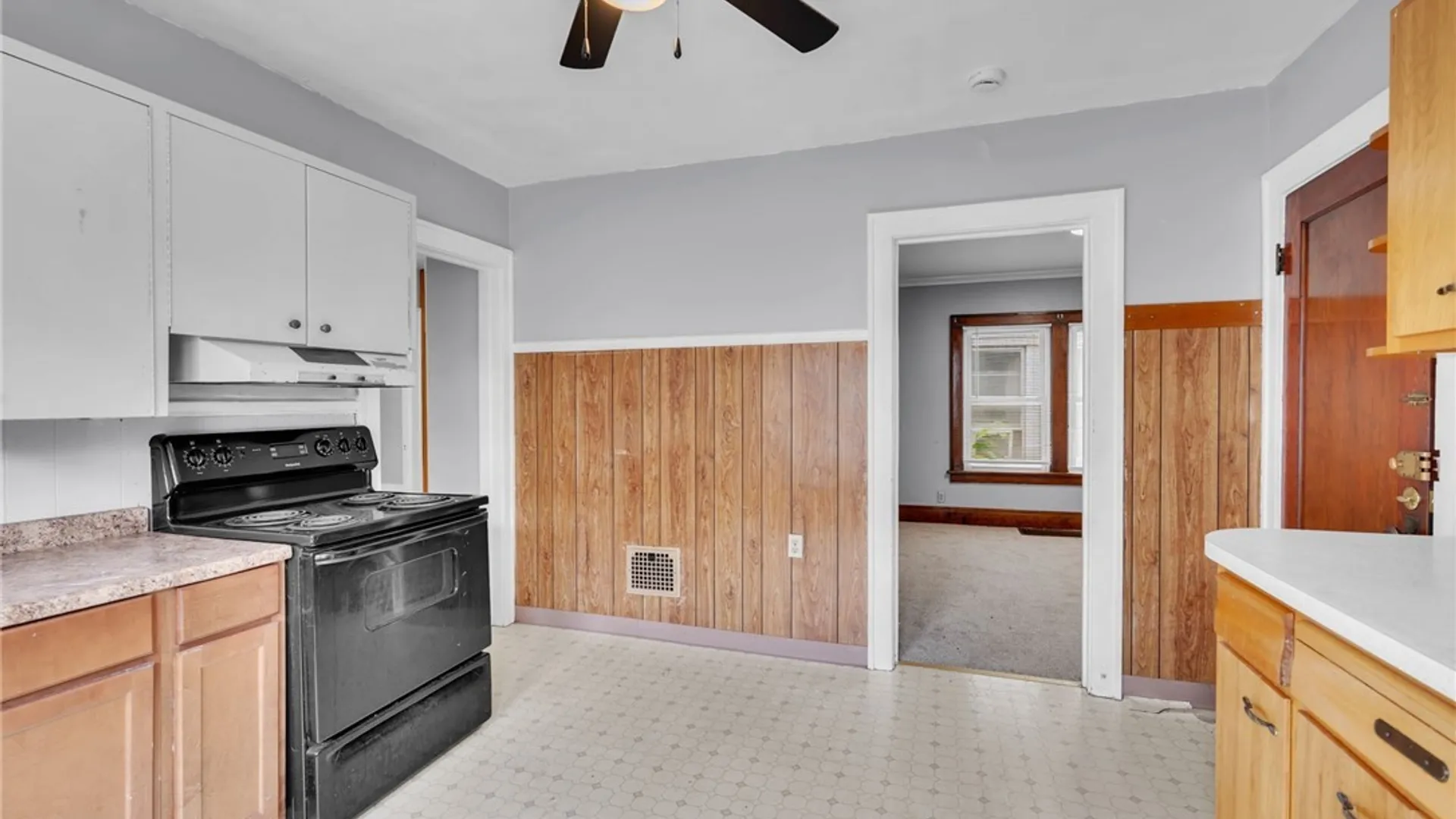 Property at 105 Ontario Street, Buffalo, NY 14207 12
