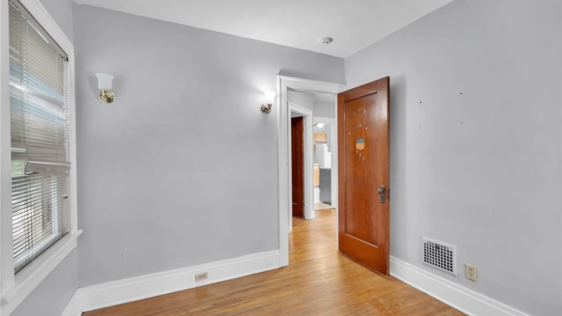 Property at 105 Ontario Street, Buffalo, NY 14207 14