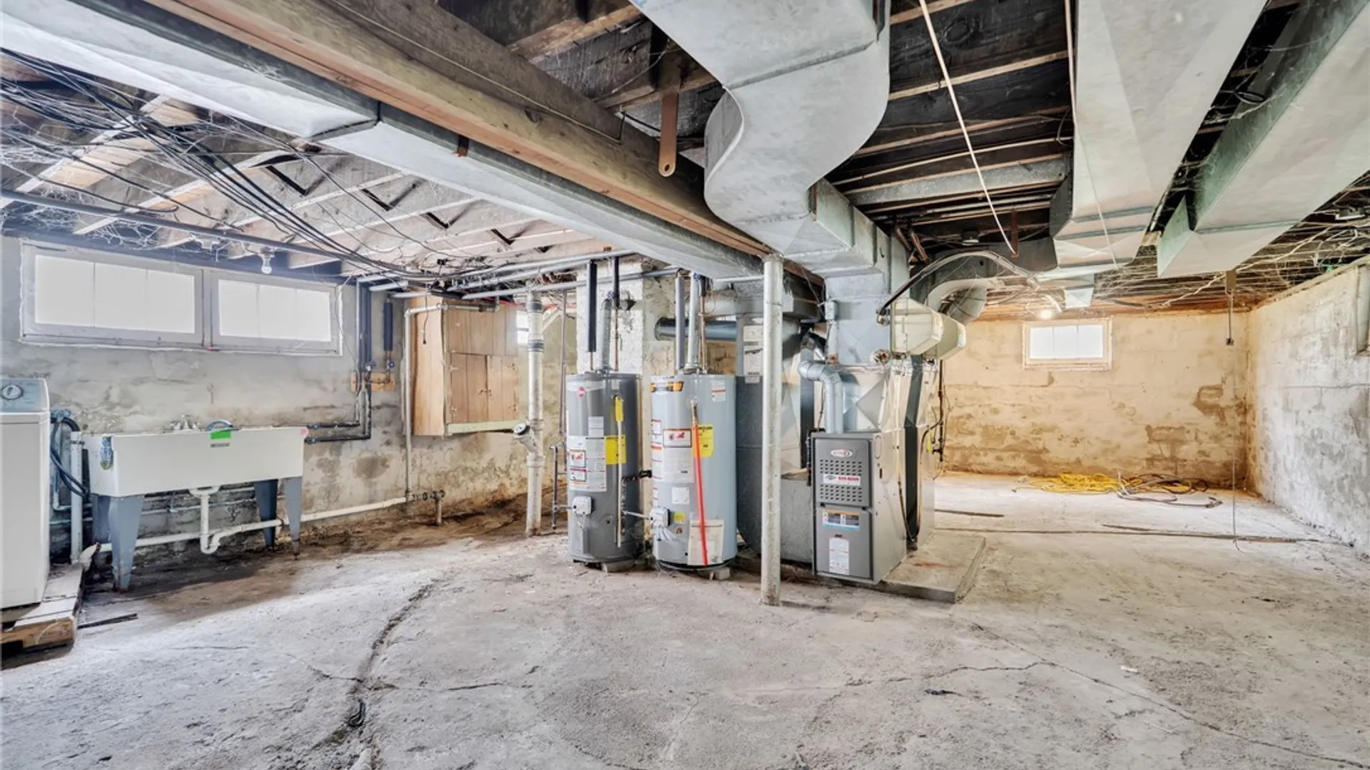 Property at 105 Ontario Street, Buffalo, NY 14207 24