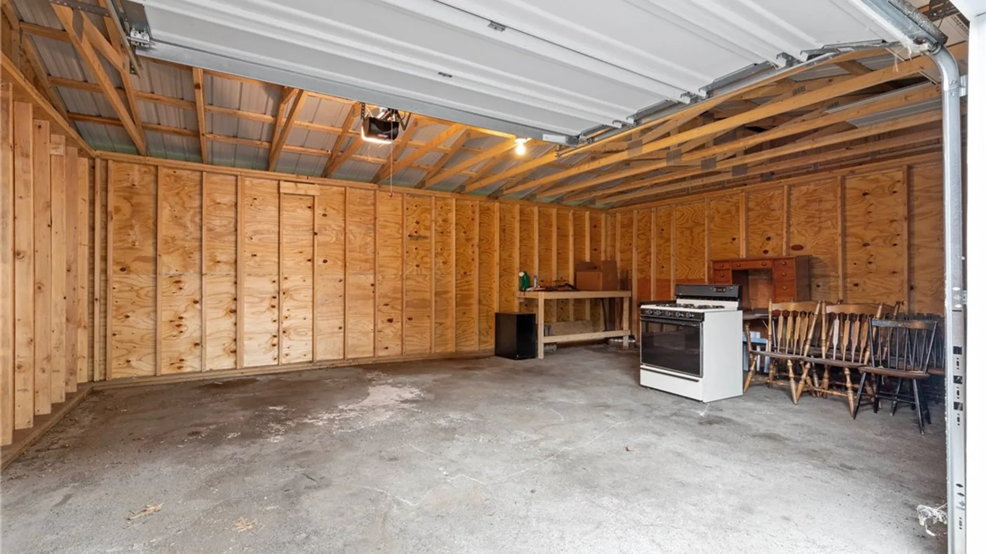 Property at 390 Tarrington Road, Irondequoit, NY 14609 27